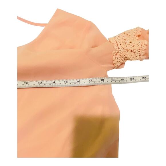 Womens Crochet Lace Blouse Top Blush Pink Bell Long Sleeves V Neckline Small - Picture 4 of 5